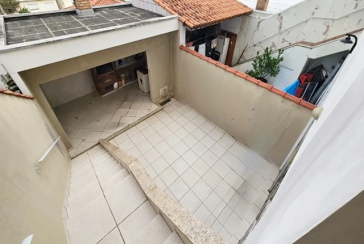 Sobrado à venda no Parque São Domingos na Rua Ibiraúna 