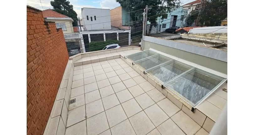 Sobrado à venda no Parque São Domingos na Rua Ibiraúna 