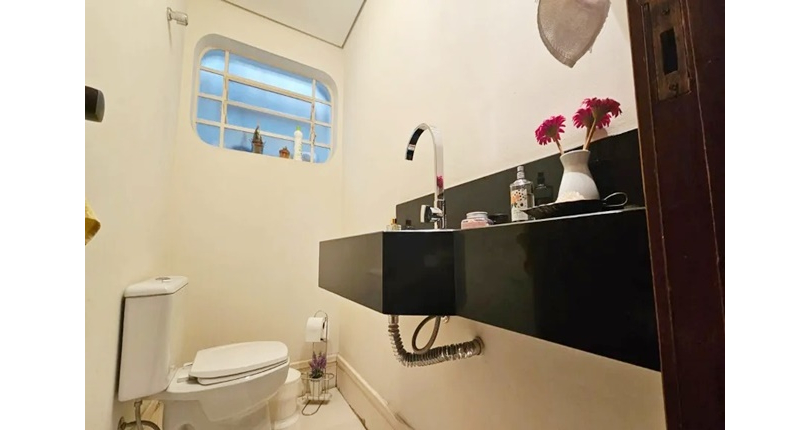 Sobrado à venda no Parque São Domingos na Rua Ibiraúna 