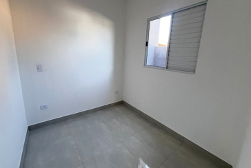 Apartamento com quintal novo à venda no Bairro da Vila Mangalot na Rua Doutor Azor Montenegro 145