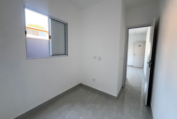 Apartamento com quintal novo à venda no Bairro da Vila Mangalot na Rua Doutor Azor Montenegro 145