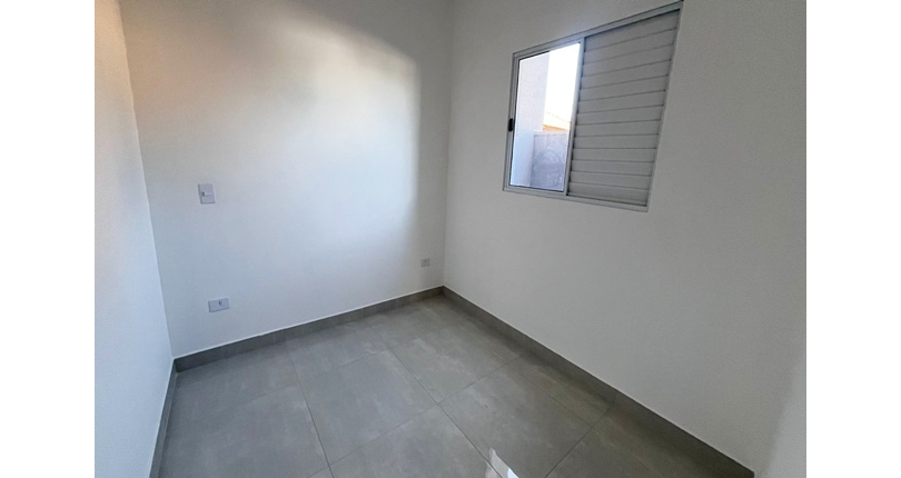 Apartamento com quintal novo à venda no Bairro da Vila Mangalot na Rua Doutor Azor Montenegro 145