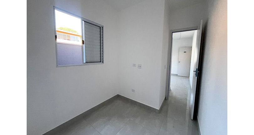 Apartamento com quintal novo à venda no Bairro da Vila Mangalot na Rua Doutor Azor Montenegro 145