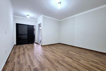  Sobrado novo à Venda no Bairro do Parque Maria Domitila na Rua Antônio Félix Pacheco