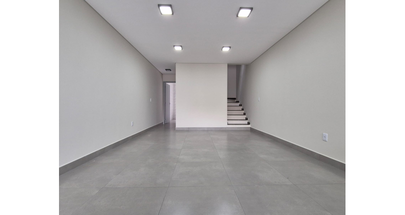  Sobrado novo à Venda no Bairro do Parque Maria Domitila na Rua Antônio Félix Pacheco