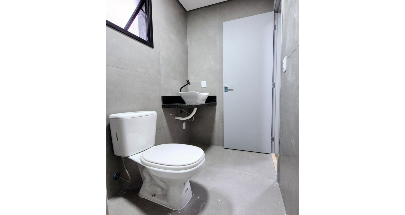 Sobrado novo à Venda no Bairro do Parque Maria Domitila na Rua Antônio Félix Pacheco