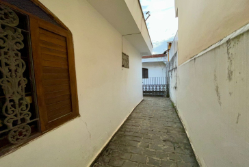 Casa Térrea à venda no Bairro do Parque São Domingos na Rua Artur Bastos