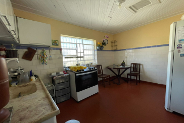 Casa à venda no Bairro da Vila Chica Luisa na Rua Ivacatinga