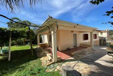 Casa à venda no Bairro da Vila Chica Luisa na Rua Ivacatinga