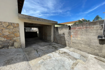Casa à venda no Bairro da Vila Chica Luisa na Rua Ivacatinga