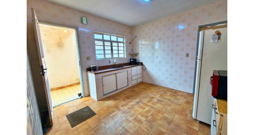 Casa à venda Rua Adalberto Kurt, Jardim Líbano - Imóveis à Venda