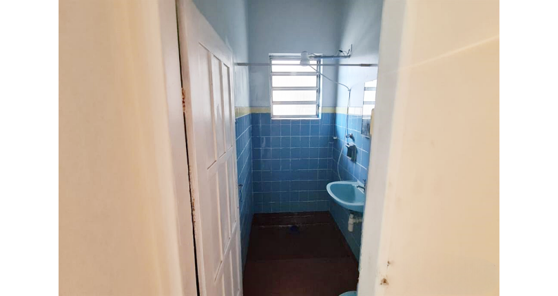 Casa para renda à venda no Bairro do Jardim Líbano na Rua Adalberto Kurt