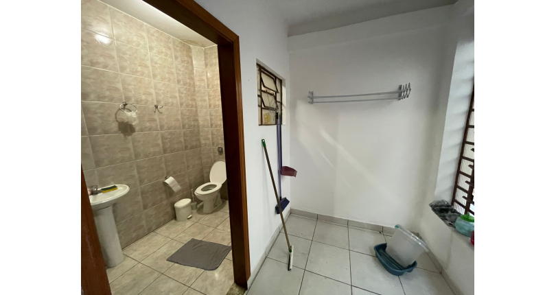 Casa Térrea à venda no Bairro do Jardim Mangalot na Rua Padre Aníbal Difrância