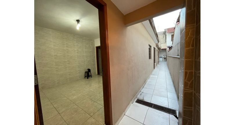 Casa Térrea à venda no Bairro do Jardim Mangalot na Rua Padre Aníbal Difrância