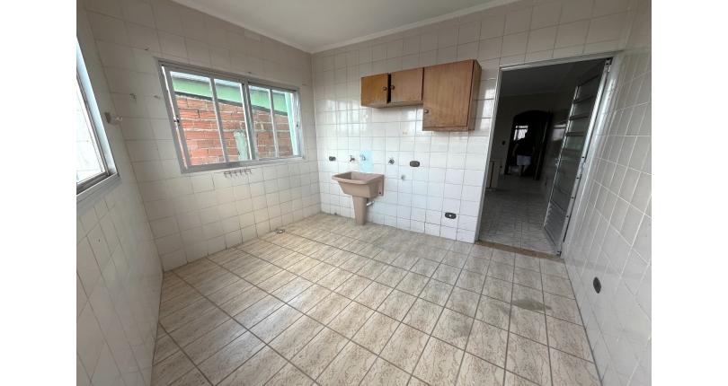 Sobrado à venda em Osasco no Bairro da Ayrosa na Rua Bariri