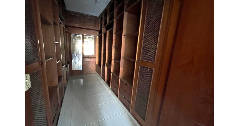 Sobrado à venda em Osasco no Bairro da Ayrosa na Rua Bariri