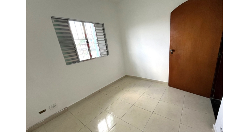 Sobrado à venda em Osasco no Bairro da Ayrosa na Rua Bariri