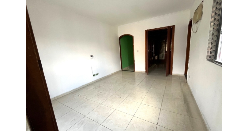 Sobrado à venda em Osasco no Bairro da Ayrosa na Rua Bariri