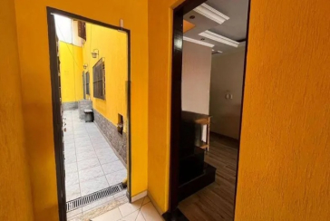 Sobrado à venda no Bairro do Parque São Domingos na Rua Waltrudes Correa