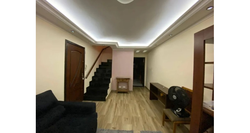 Sobrado à venda no Bairro do Parque São Domingos na Rua Waltrudes Correa