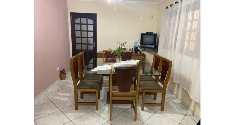 Sobrado à venda no Bairro do Parque São Domingos na Rua Waltrudes Correa