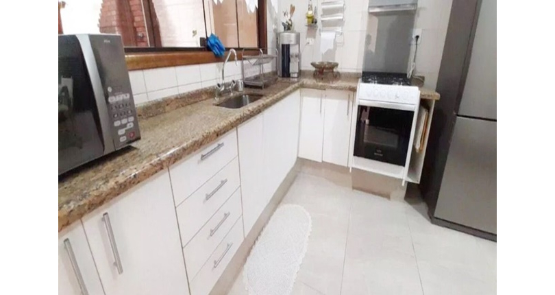 Sobrado à venda no Bairro do Jardim Líbano na Rua Maestro João de Souza Lima