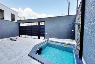 BELO Sobrado novo à venda no Bairro do Parque São Domingos na Avenida Joaquim de Magalhães 157