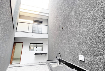 BELO Sobrado novo à venda no Bairro do Parque São Domingos na Avenida Joaquim de Magalhães 157