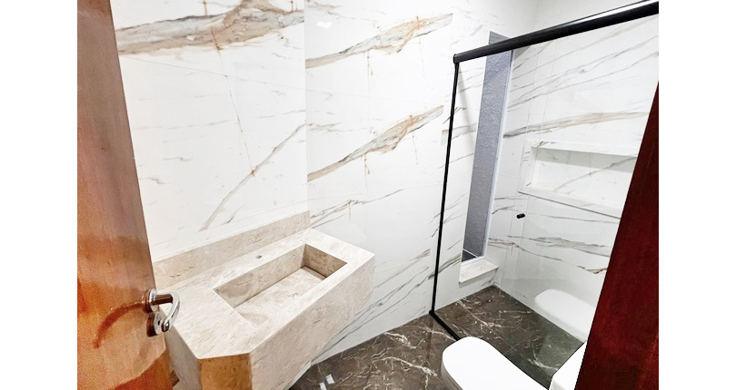 BELO Sobrado novo à venda no Bairro do Parque São Domingos na Avenida Joaquim de Magalhães 157BELO Sobrado novo à venda no Bairro do Parque São Domingos na Avenida Joaquim de Magalhães 157