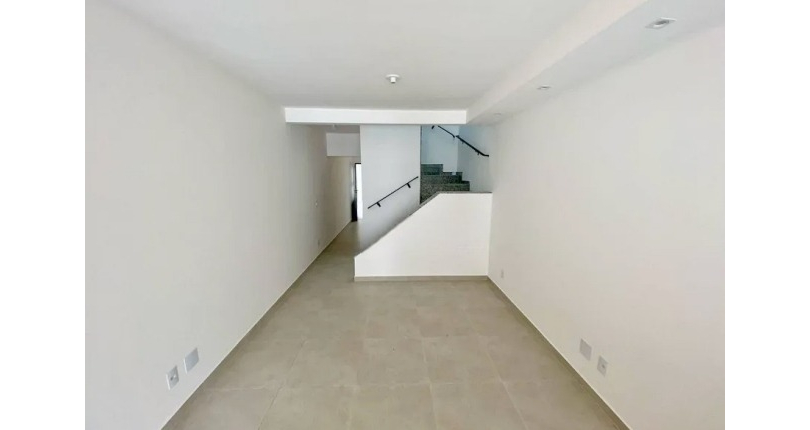 BELO Sobrado novo à venda no Bairro do Jardim Maristela no Rua Horácio Romeu 243