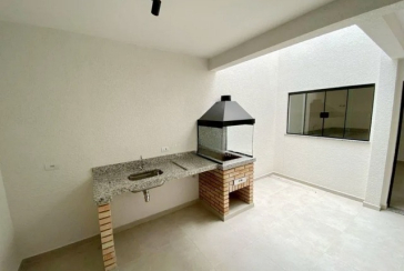 BELO Sobrado novo à venda no Bairro do Jardim Maristela no Rua Horácio Romeu 247