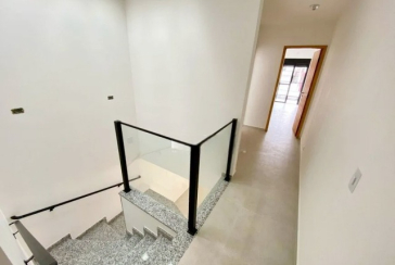 BELO Sobrado novo à venda no Bairro do Jardim Maristela no Rua Horácio Romeu 247