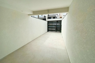 BELO Sobrado novo à venda no Bairro do Jardim Maristela no Rua Horácio Romeu 247