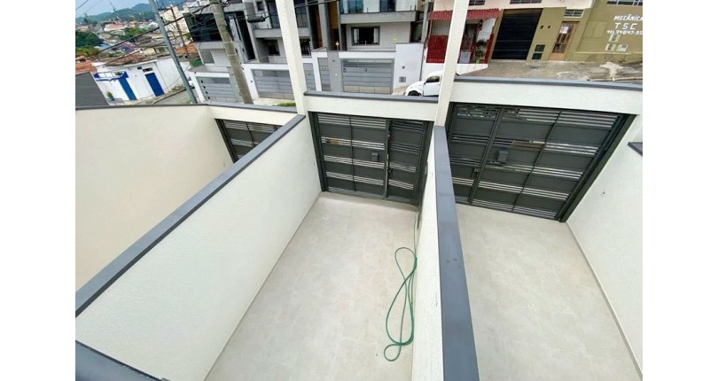 BELO Sobrado novo à venda no Bairro do Jardim Maristela no Rua Horácio Romeu 247