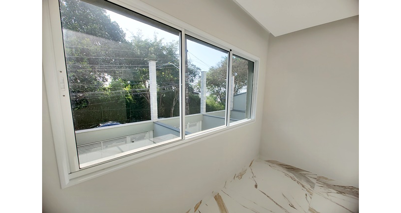 Sobrado à venda Rua Crispim Santos, 208, Jardim Regina - Imóveis à Venda