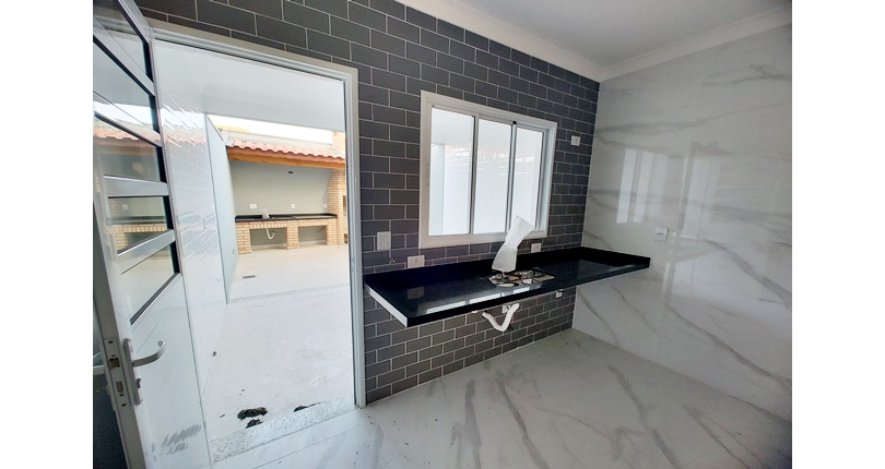 Sobrado à venda Rua Crispim Santos, 208, Jardim Regina - Imóveis à Venda