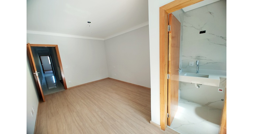 Sobrado à venda Rua Crispim Santos, 208, Jardim Regina - Imóveis à Venda