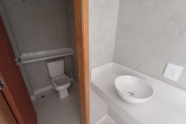 Lindo Sobrado novo à venda no Bairro do Jardim Maristela no Rua Adriano Ariani 40,