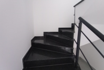 Lindo Sobrado novo à venda no Bairro do Jardim Maristela no Rua Adriano Ariani 40,