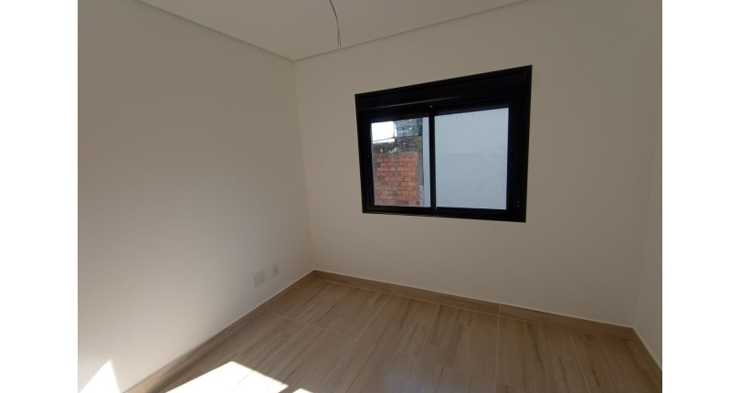 Lindo Sobrado novo à venda no Bairro do Jardim Maristela no Rua Adriano Ariani 40,