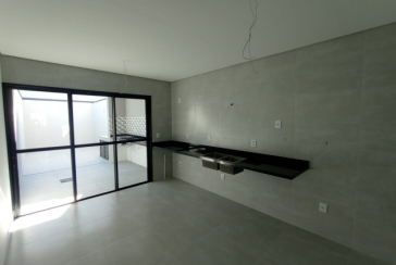 Lindo Sobrado novo à venda no Bairro do Jardim Maristela no Rua Adriano Ariani 36,