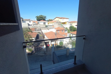 Lindo Sobrado novo à venda no Bairro do Jardim Maristela no Rua Adriano Ariani 36,