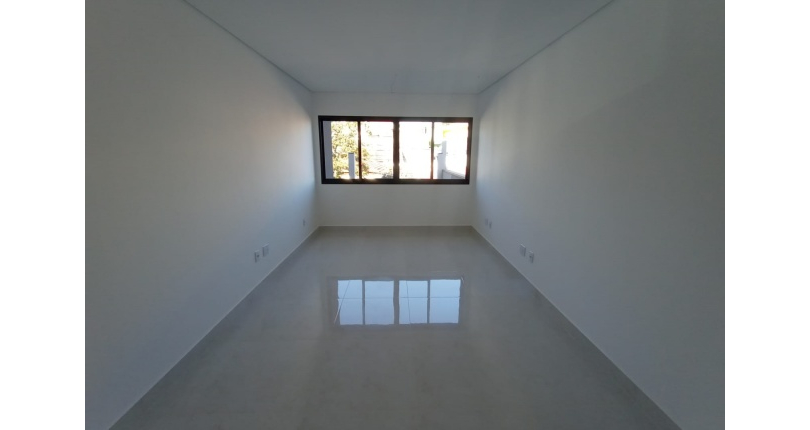 Lindo Sobrado novo à venda no Bairro do Jardim Maristela no Rua Adriano Ariani 36,