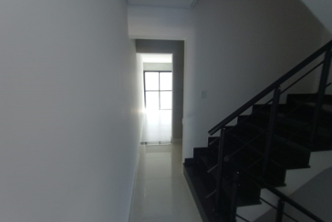 Lindo Sobrado novo à venda no Bairro do Jardim Maristela no Rua Adriano Ariani 32,