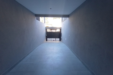 Lindo Sobrado novo à venda no Bairro do Jardim Maristela no Rua Adriano Ariani 32,