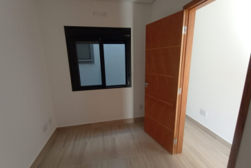 Lindo Sobrado novo à venda no Bairro do Jardim Maristela no Rua Adriano Ariani 32,