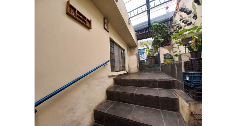 Casa à venCasa à venda no Bairro da Vila Mangalot na Rua Joaquim de Oliveira Freitasda no Bairro da Vila Mangalot na Rua Joaquim de Oliveira Freitas