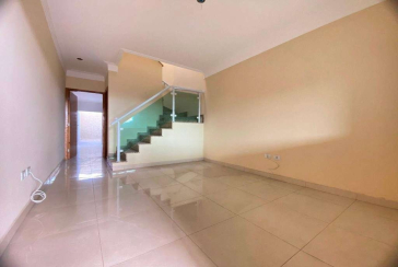 Sobrado à venda novo no Bairro da Vila Hermínia na Rua Pedro Vaz de Barros 130,