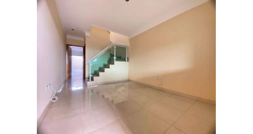 Sobrado à venda novo no Bairro da Vila Hermínia na Rua Pedro Vaz de Barros 130,