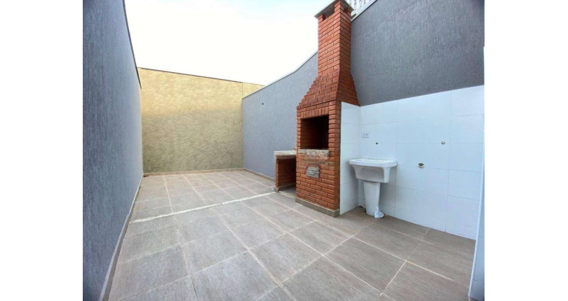 Sobrado à venda novo no Bairro da Vila Hermínia na Rua Pedro Vaz de Barros 130,